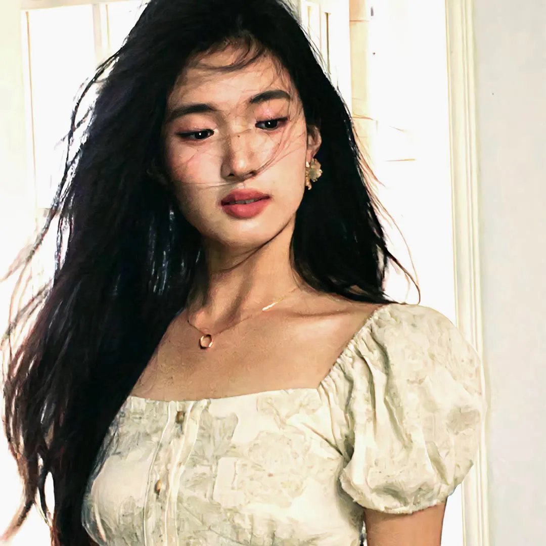 早餐时女歌迷快闪
